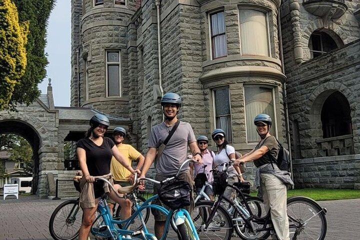 Victoria City Highlights 3 Hour Bike Tour, eBike Upgrade Avail.