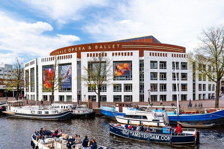 Amsterdam Open Boat Cruise in Old City Centre with Drinks Options