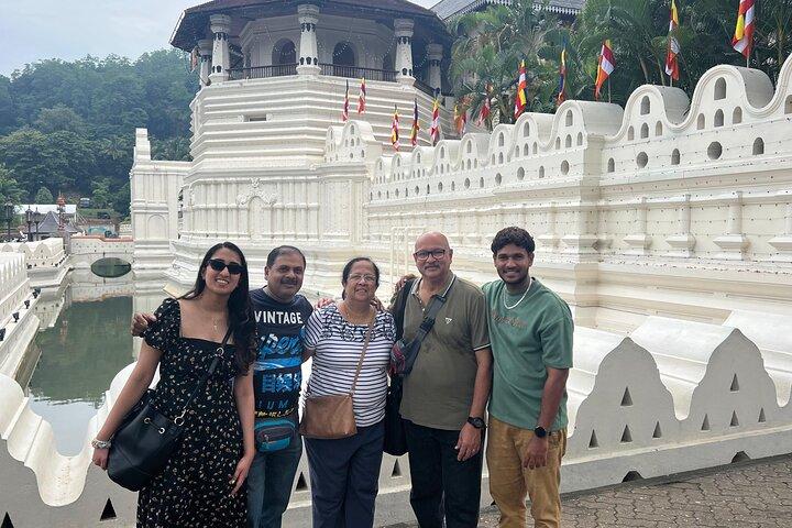 Customizable 10-Day Private Tour of Sri Lanka's Highlights