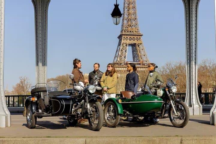 Paris: Private Vintage Sidecar Tour with Pick-Up at your Hotel