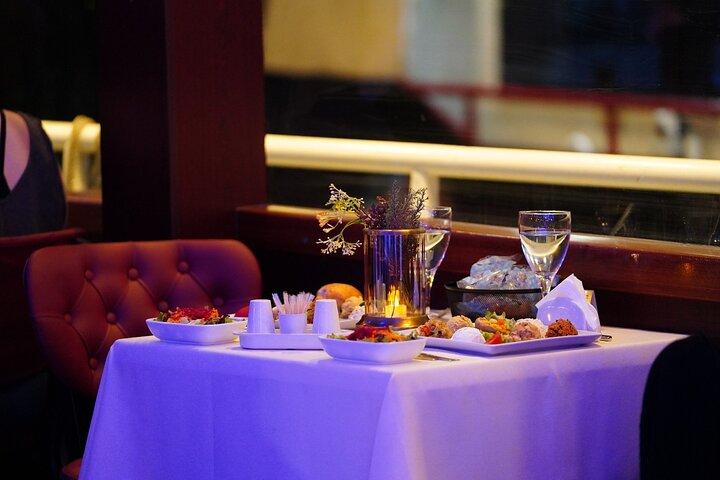 Budget Evening Cruise: Dinner, Live Shows & Party