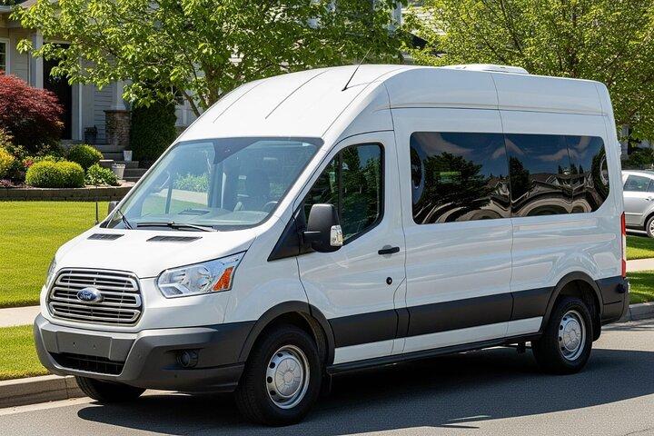 10 Passenger Van from EWR Newark Airport to Times Square