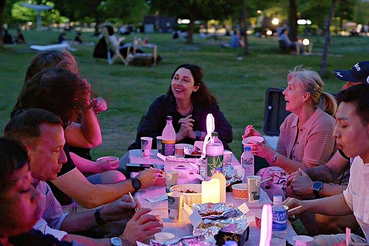 Seoul Han River Night Tour: Picnic, Games & Starlight Cruise