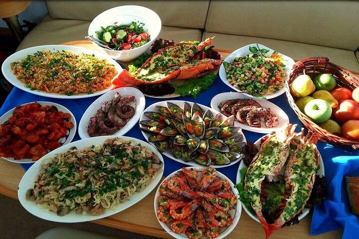 Pattaya: 3 Islands one day trip on Catamaran with Lunch