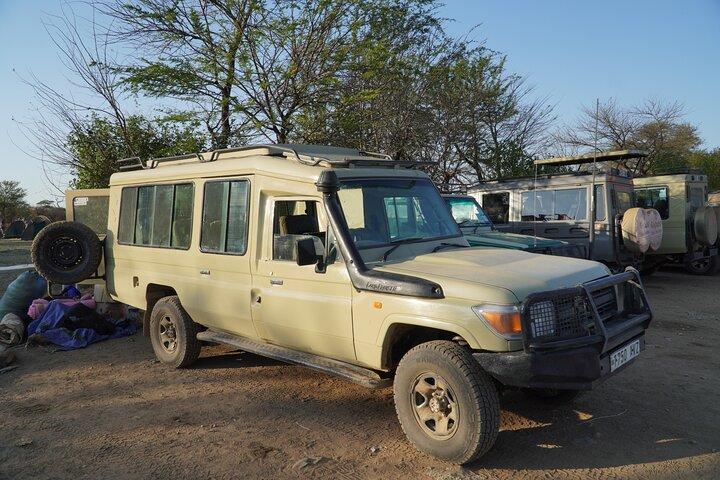 6 Days Serengeti Ngorongoro Tarangire Manyara + Airport Pickup