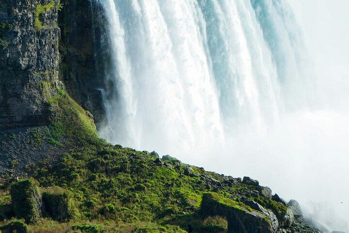 Niagara in a Glimpse with Boat & Much More (USA Side)