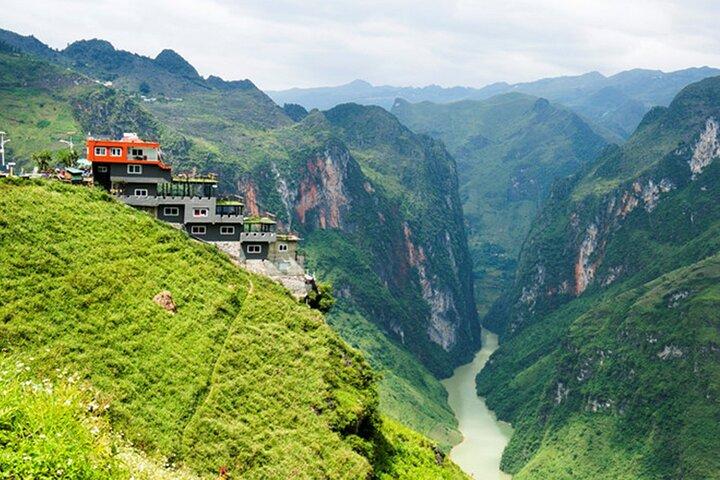 3 Day Hanoi to Ha Giang Shared City Tour with Bus