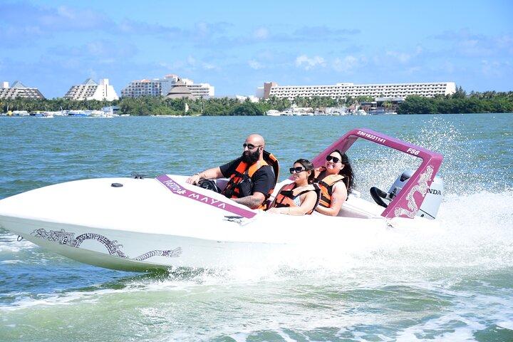 Cancun Speedboat And Snorkel Tour