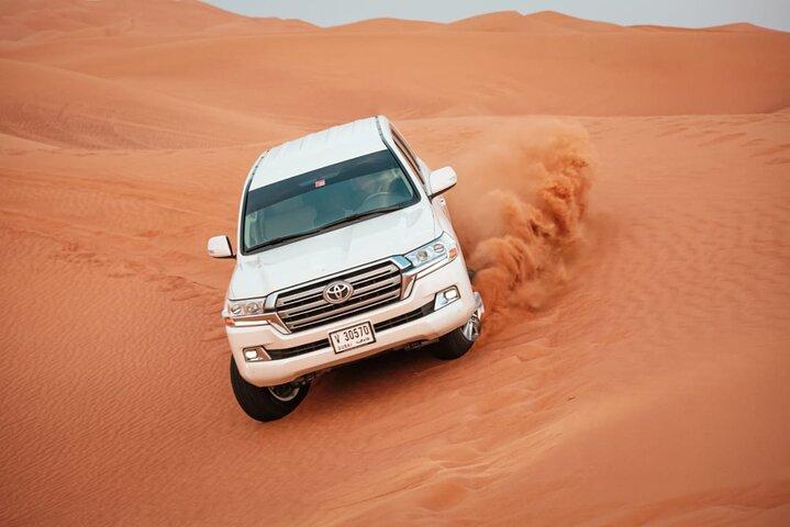Evening Desert Safari With Quad Bike, BBQ dinner & live shows