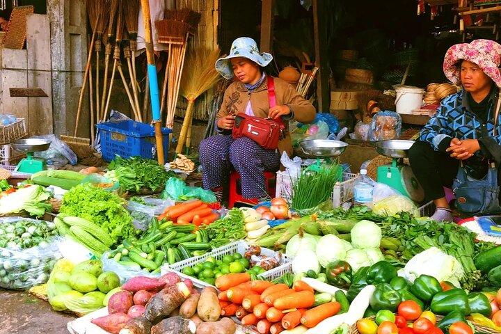 Siem Reap Phsar Leu Thom Thmey Local Market Tour