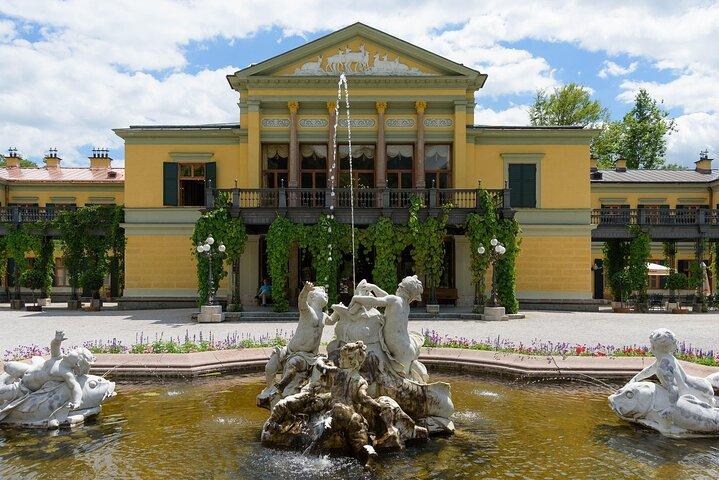 Private Tour from Vienna- Gmunden, Traunkirchen, Ischl, Hallstatt
