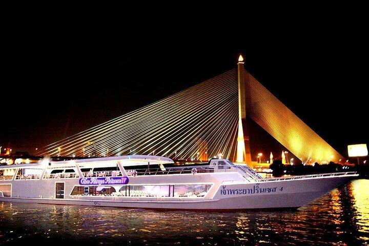 Bangkok: 2-Hour Dinner Cruise on the Chao Phraya Princess