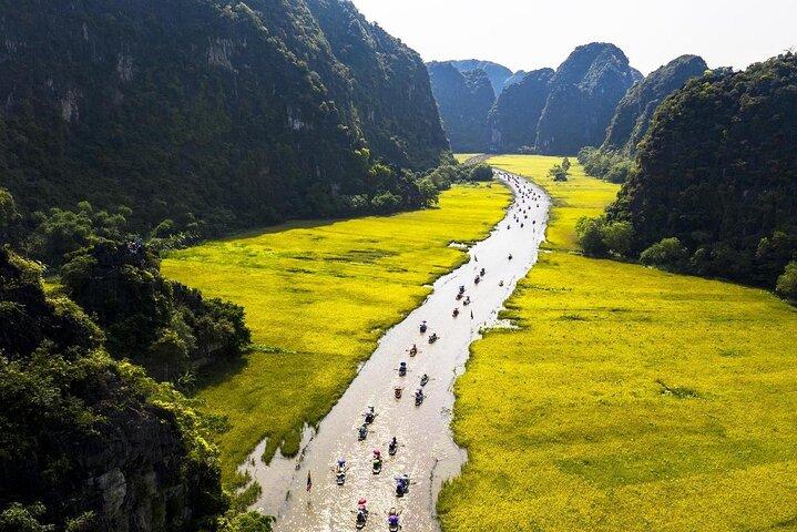 Ninh Binh Heritage Trip from Hanoi: Hoa Lu, Trang An, Mua Cave