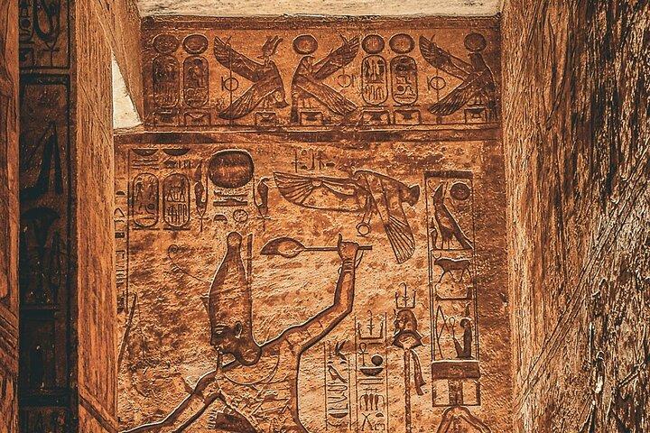 Pharaoh Flight Cairo Luxor Aswan Private 3 Day Adventure