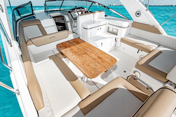 Cancun Private Yacht – Luxury 37ft Yacht for 12 Guests