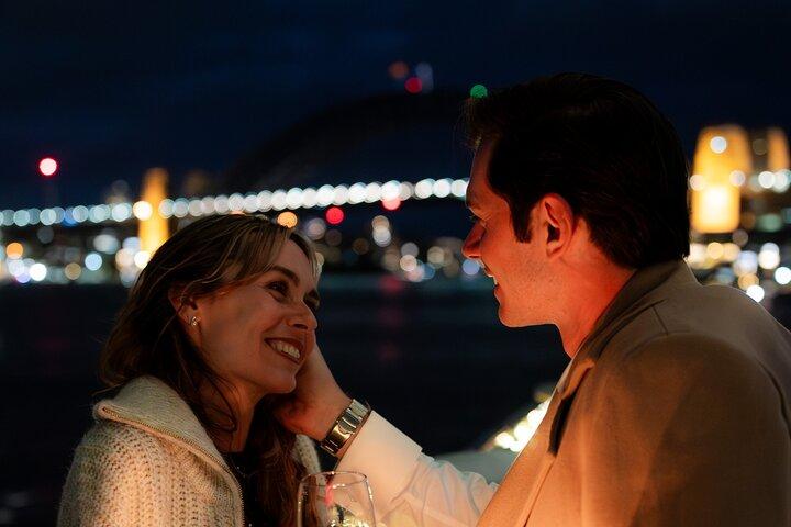 Sydney Harbour: Glass Boat Dinner Cruise with Wine Pairing
