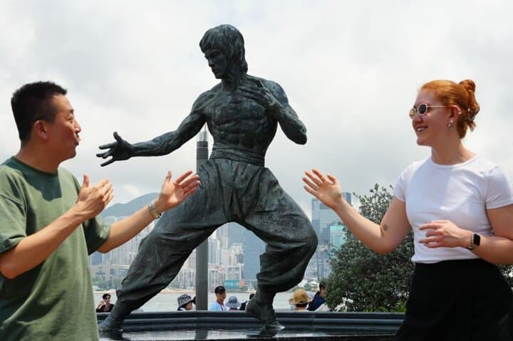 Hong Kong Private & Personalized Full-Day Tour with a Local Guide