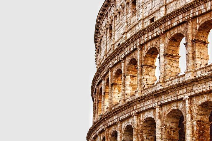 Private Transfer From Rome Train Station - Roma Hotel