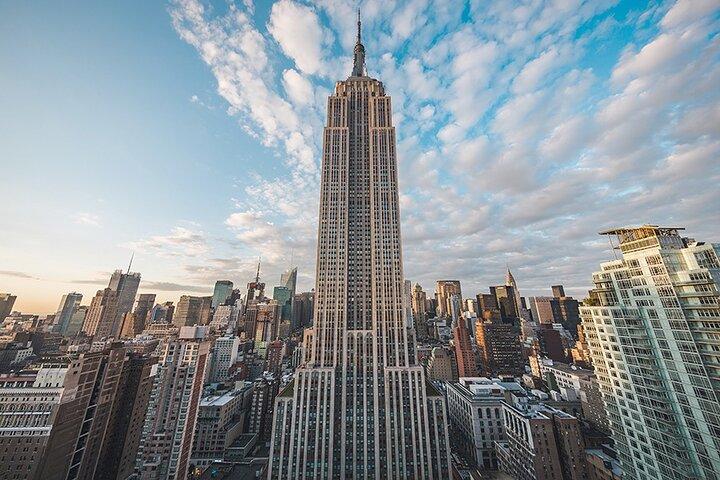 NY: Empire State Building, Liberty Cruise, & Hop-on Hop-off Tour