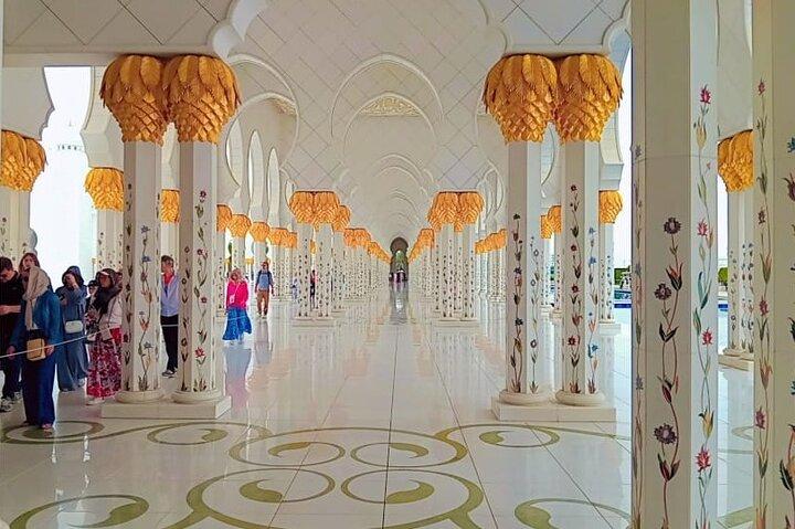 Full Day Abu Dhabi City Sightseeing Tour with Guide