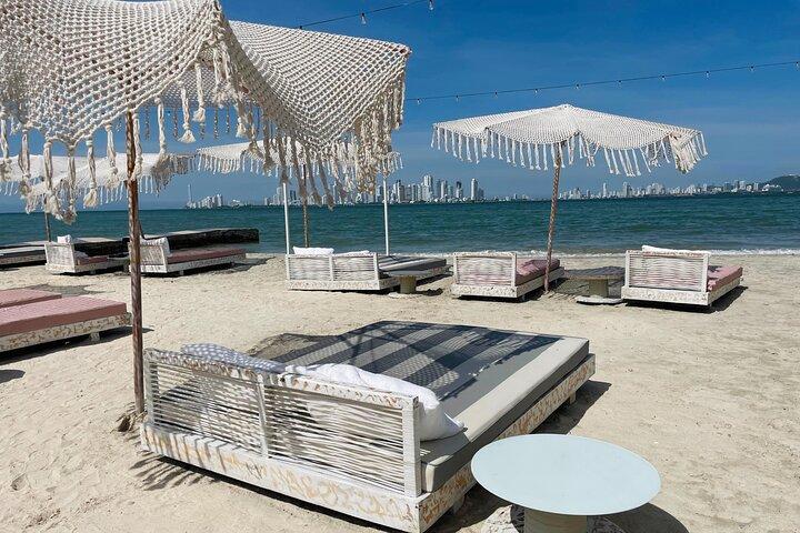 Spending time in Cartagena – Lunch and Cocktail at Club Kabanna