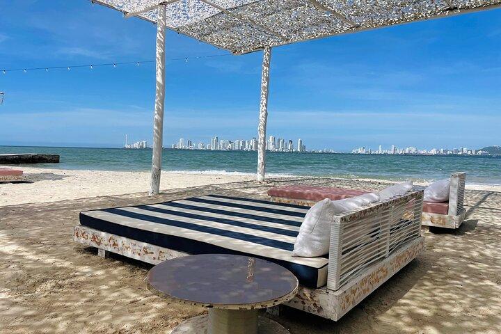 Spending time in Cartagena – Lunch and Cocktail at Club Kabanna