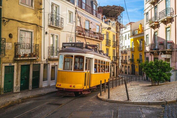 Lisbon Private Historic City Tour by Tuk-Tuk