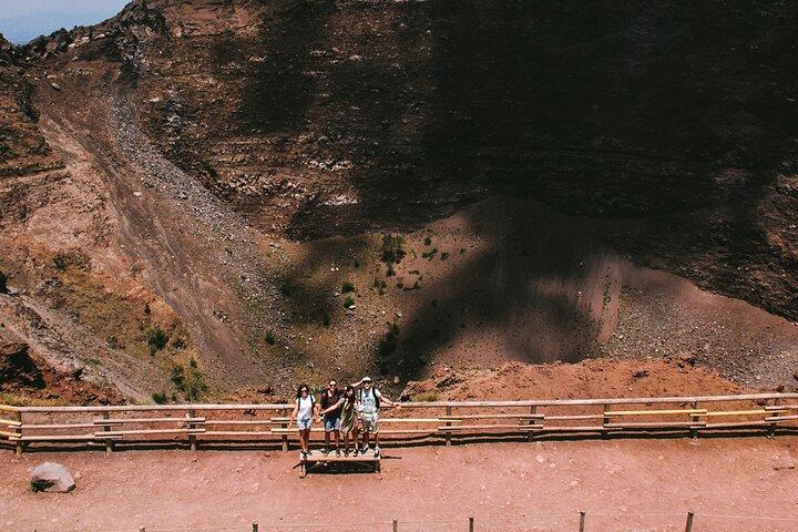 Three Wonders in One Day: Pompeii, Herculaneum & Vesuvius