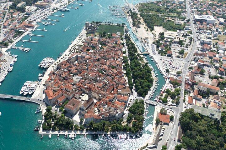 Split: Blue Lagoon & 3 Island Cruise with Wine & Snorkeling