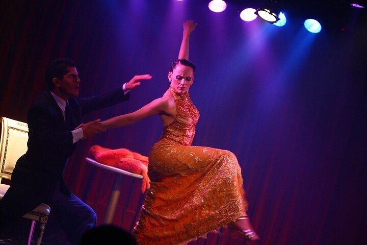 Rojo Tango Dinner & Show with optional Private Transfers