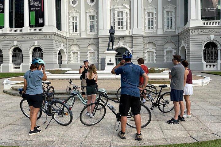 Past And Present Singapore Bike Tour