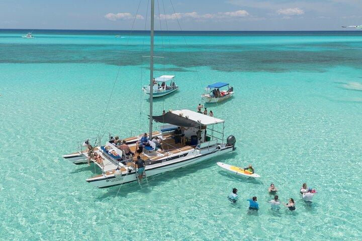 4 Hour Cozumel Turtle Sanctuary Experience on a Luxury Catamarán