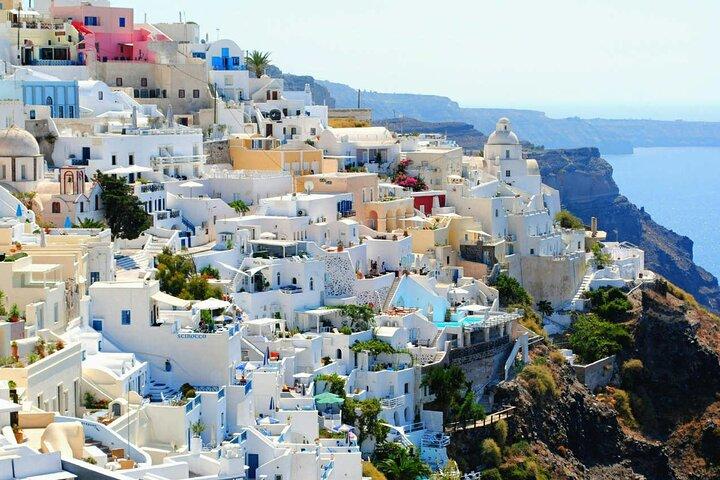 Private Santorini Sightseeing Tour with Local Driver