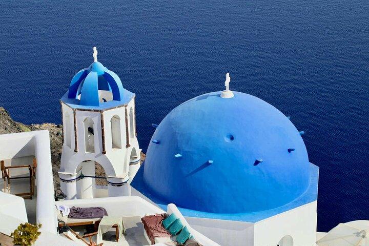 Private Santorini Sightseeing Tour with Local Driver