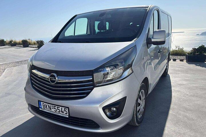 Private Santorini Sightseeing Tour with Local Driver