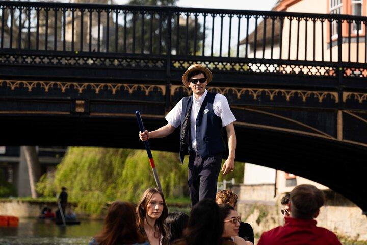 Private | Cambridge University Colleges Guided Punting Tour