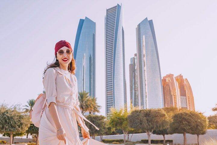 Private Guided Abu Dhabi Day Trip with Complimentary Photography