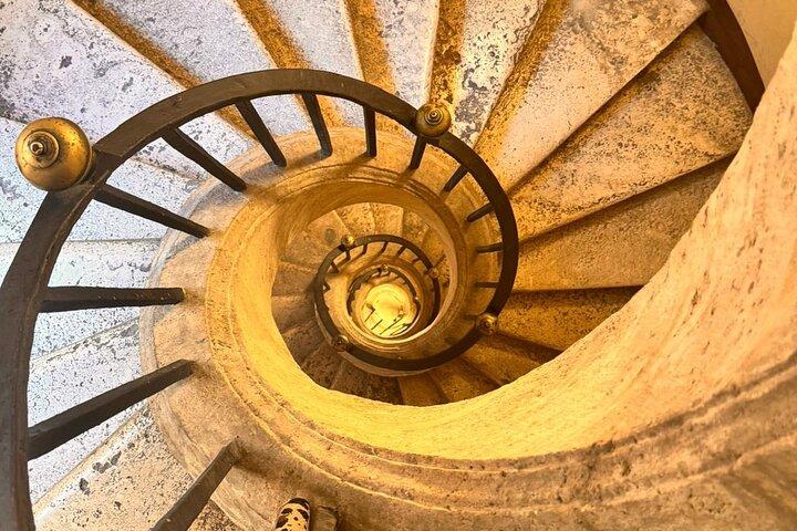 St. Mary’s Basilica: Pope Francis Tomb, Dome & Underground
