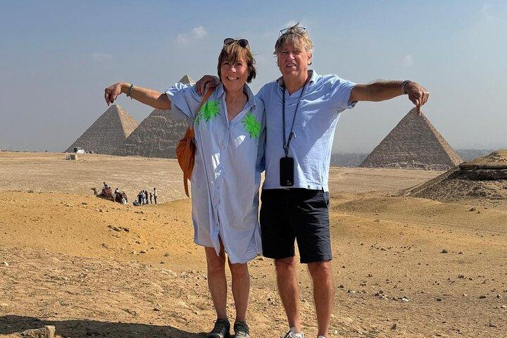 Private Tour: Giza Pyramids, Saqqara, Memphis & Lunch