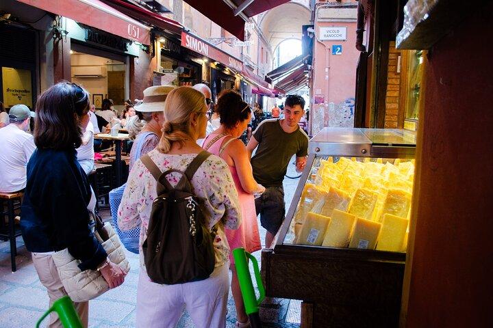 Bologna Street Food Walking Tour: Taste Authentic Local Flavors