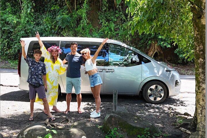 Tahiti, 4h30 Guided Tour, East and West Coast of Tahiti Nui