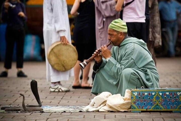 Private 2 Day Tour Casablanca to Marrakech with a Night in Desert