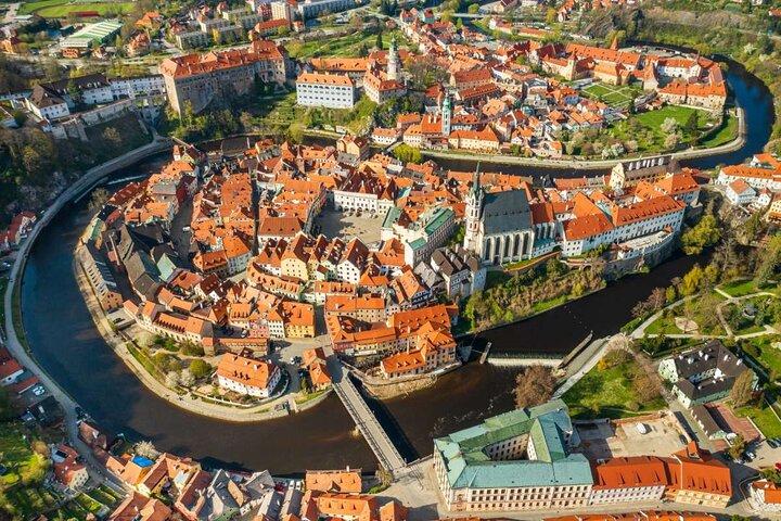 Český Krumlov & Holašovice UNESCO Village Small Group Day Tour