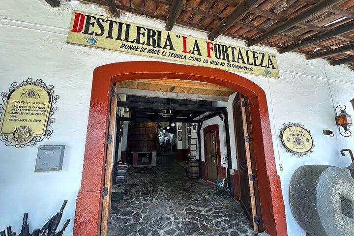 Full-Day Tour to La Fortaleza Distillery and Cantaritos