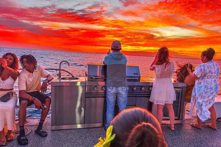 Waikiki Sunset Cruise from Oahu