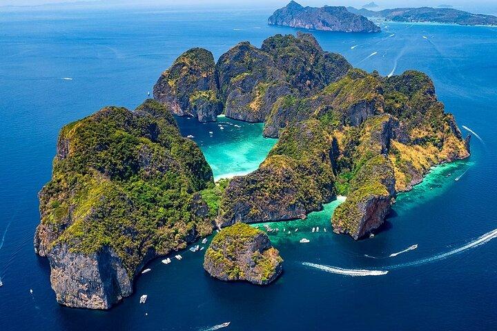 Phuket: Phi Phi Islands, Maya Bay and Khai or Bamboo by Speedboat