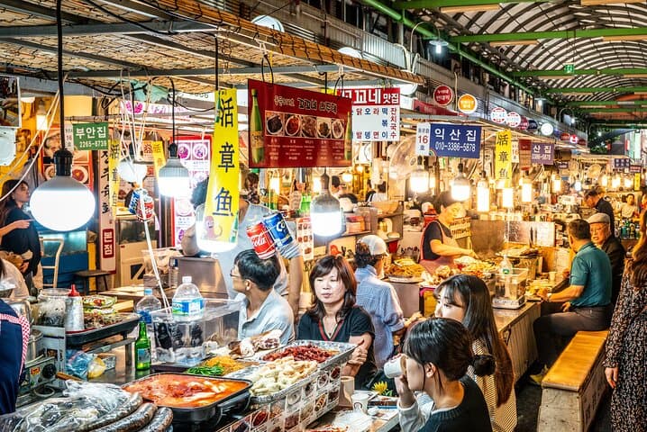 Small Group (7pax) Seoul Tour with Pickup/Dropoff (No Shopping)