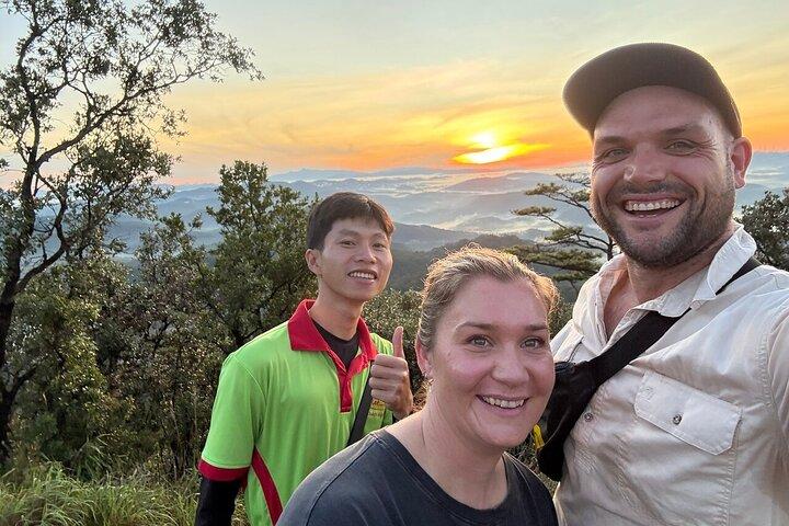 Da Lat Sunrise and Cloud Hunting Trek – Early Morning Hiking Tour