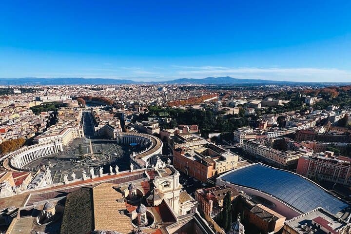 St. Peter's Basilica & Dome Climb: Hosted Entry & Audio Guide