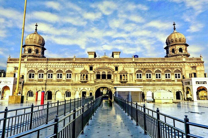 From Lahore 3 Days 3 Nights Enchanted West Punjab Tour